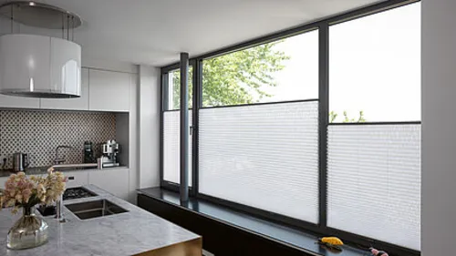 Sonnenschutz Farben und Stoffe Raumtex